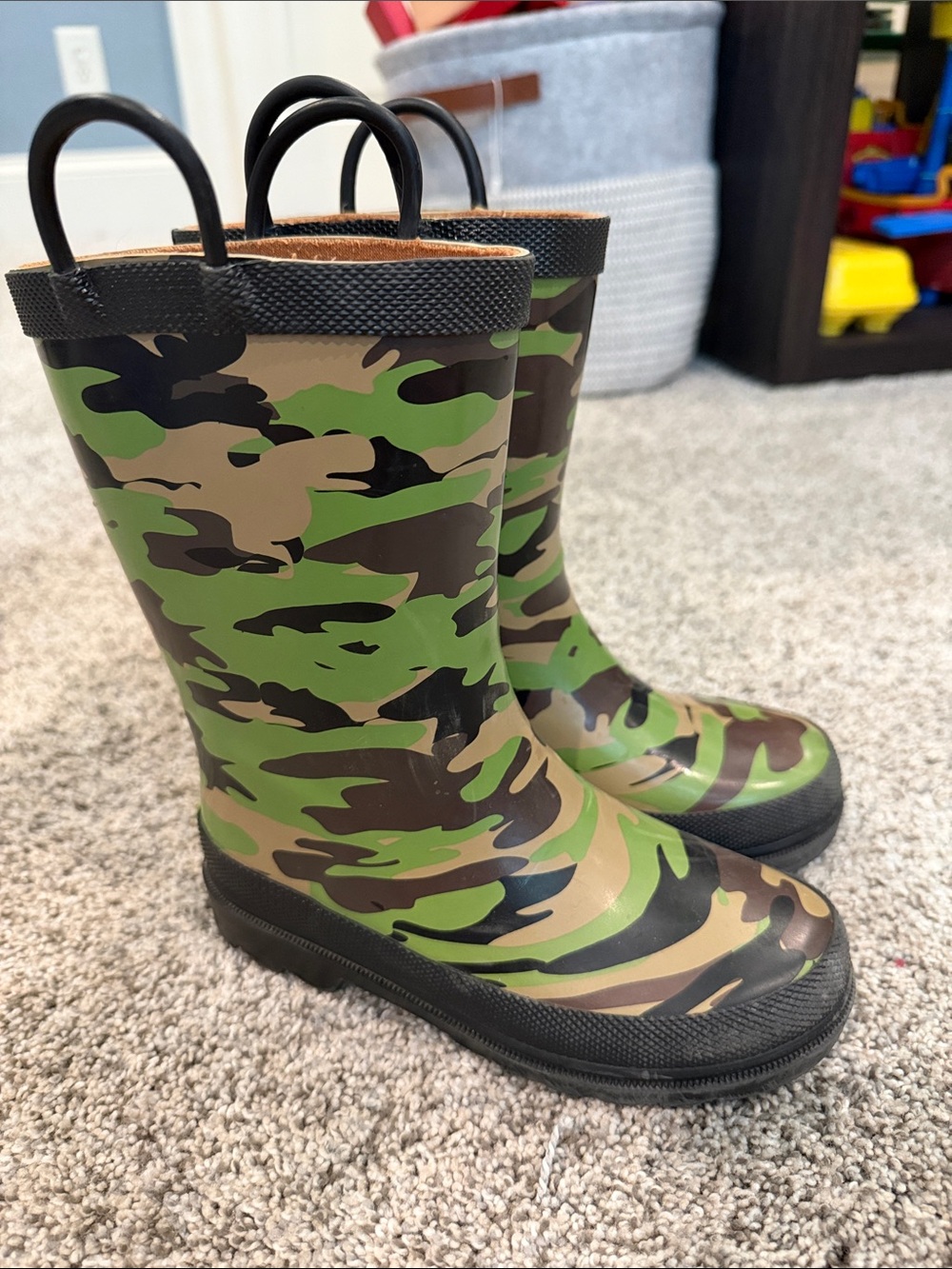 Western Chief Kids Camo Rain Boots in Green & Brown